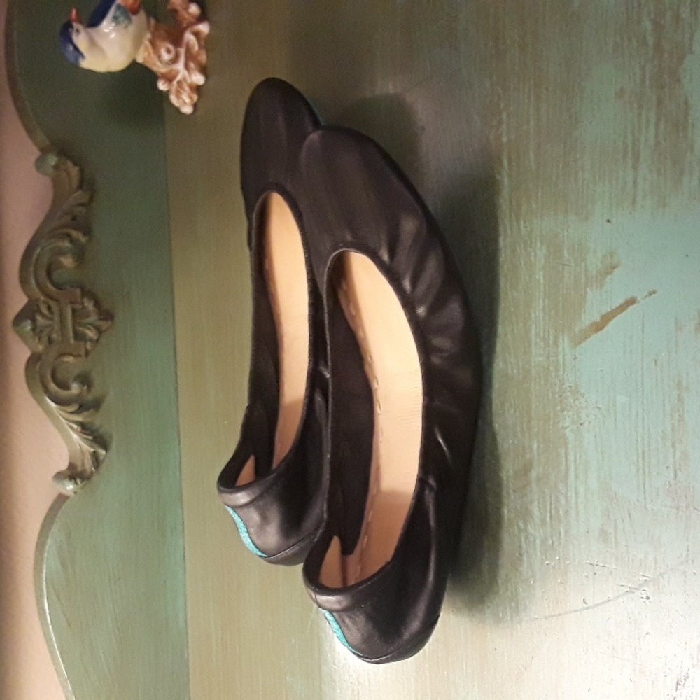 Black matte leather Tieks size 10